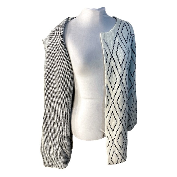 Lola B. women’s long cardigan size L - Picture 2 of 5